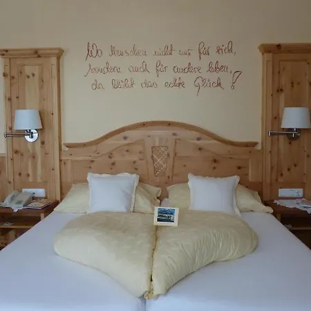 Prechtlhof 4*